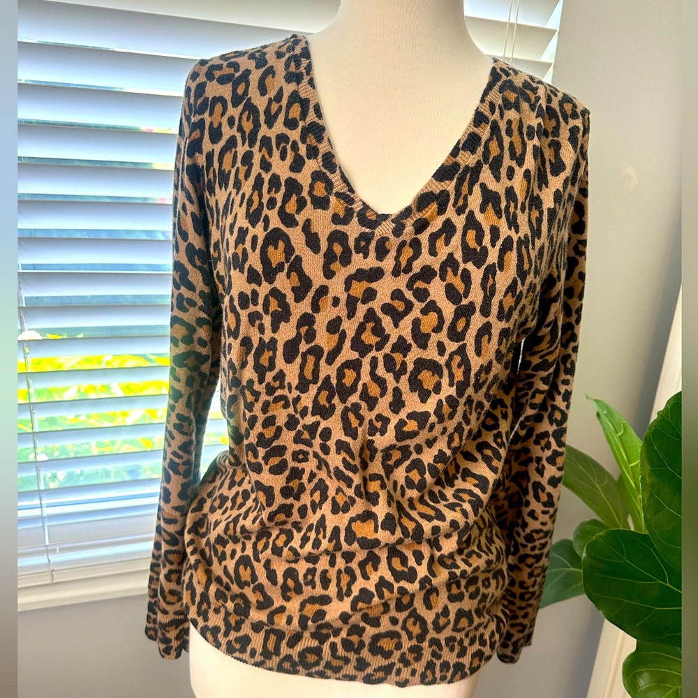 Leopard print light weight sweater